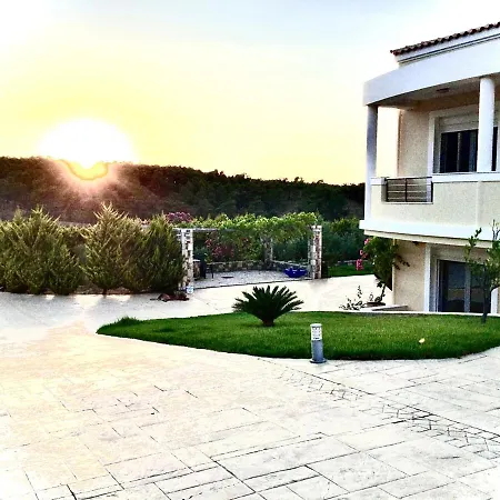 Holiday home Evdokia